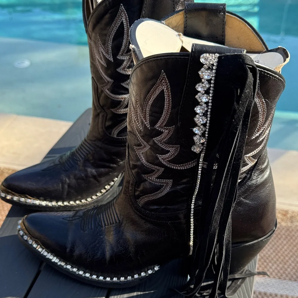 Idyllwind Custom Black Fringe w/Rhinestones, Heeled Short Boots - Picture 4 of 11